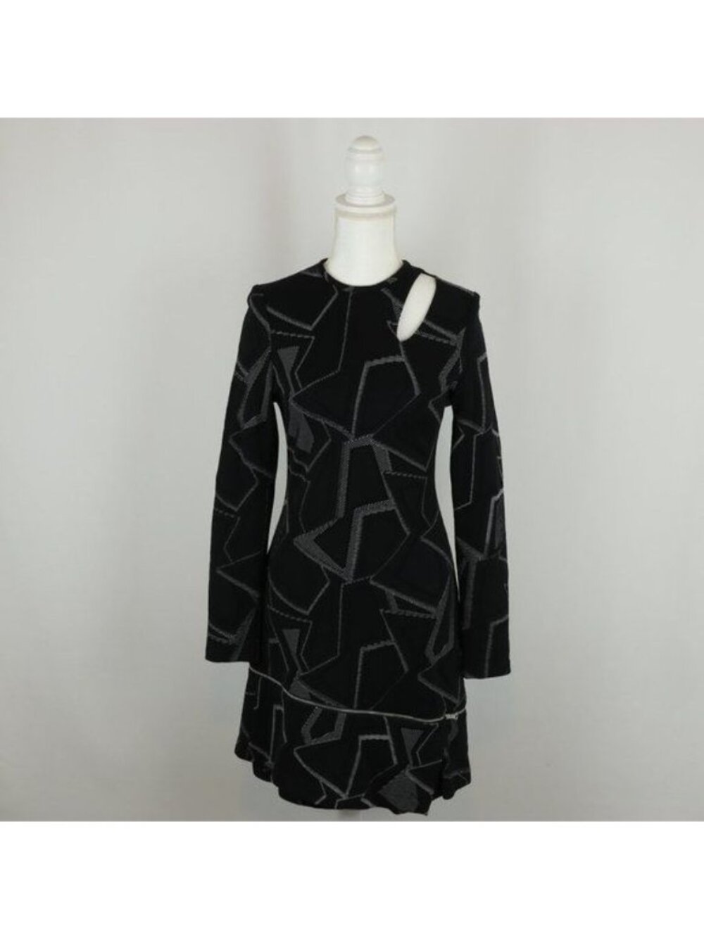 Cut25 by Yigal Azrouel Women's Size 6 Black Cutout Convertible Long Sleeve Dress
